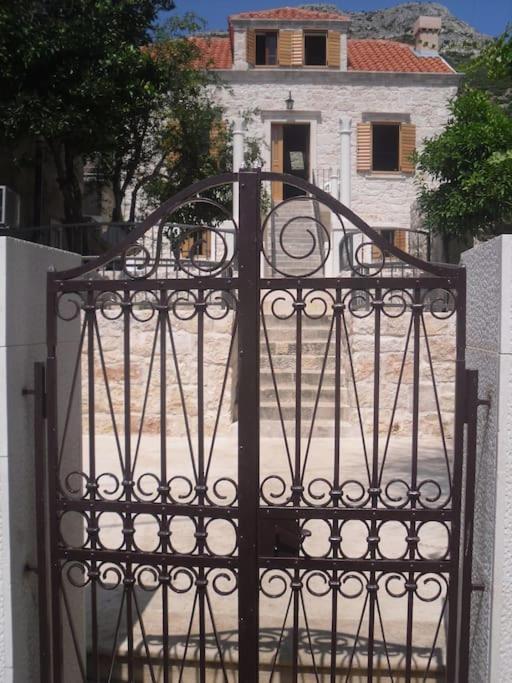 Villa Rosa Kuciste Exteriér fotografie